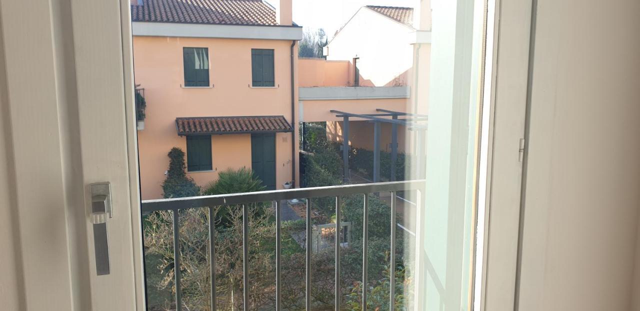 Venice & Treviso - Design Apartments Casier Bagian luar foto